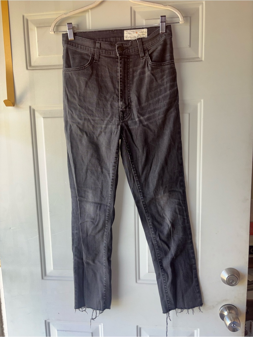 Imogene + Willie high waist Elizabeth crop jeans size 28